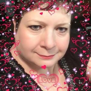 Meet your Posher, Carrie